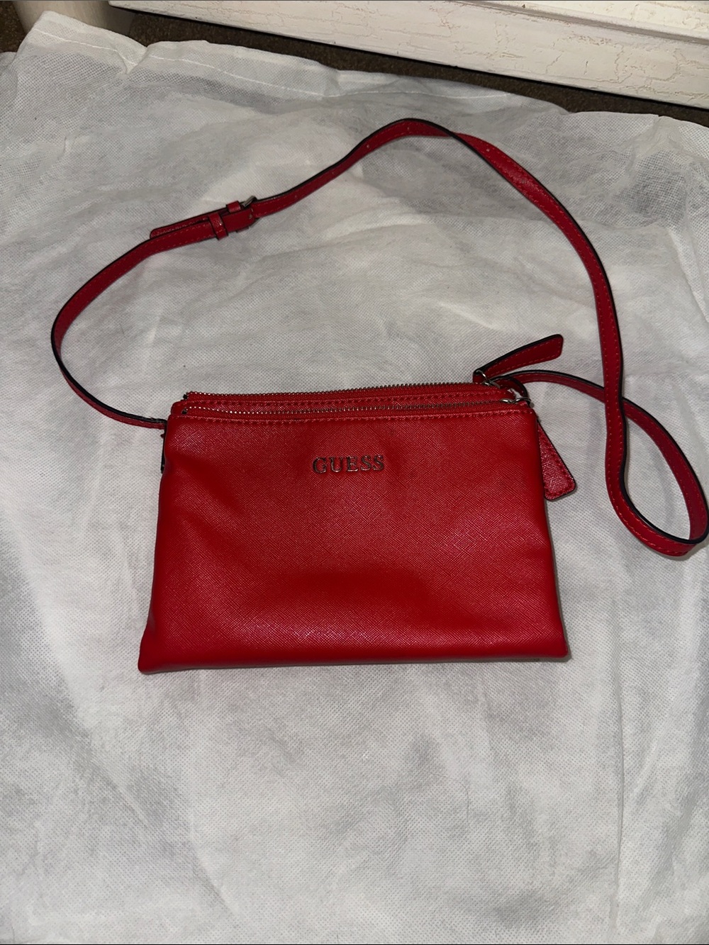 GUESS Red Leather Crossbody Wallet Bag